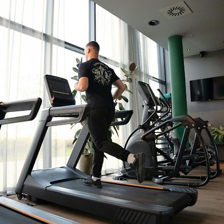 Moxy Paris Val D'Europe Otel Montévrain Dış mekan fotoğraf